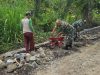 Koramil Jenar dan Warga Kompak Bangun Talud Lewat Kerja Bakti