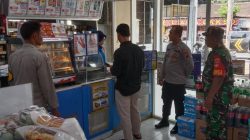 Dekat Tanpa Jarak: Cara Babinsa Jaga Kondusifitas Wilayah Lewat Patroli Dialogis