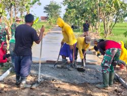“Semangat Tanpo Sambat”, Satgas TMMD dan Warga Kejar Penyelesaian Pengecoran Jalan Jelang Penutupan TMMD Reguler ke-128 Kodim Sragen