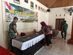 Satgas TMMD Reg 128 Kodim Sragen dan Penjaga Balai Desa Siapkan Sarana Penyuluhan Hukum Kejari Sragen