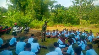 Babinsa Berikan Pembinaan PPBN KepADA Siswa SMK
