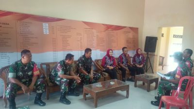 Babinsa Bersama Aparat Desa Rembug Bahas Pembangunan dan Keamanan Wilayah