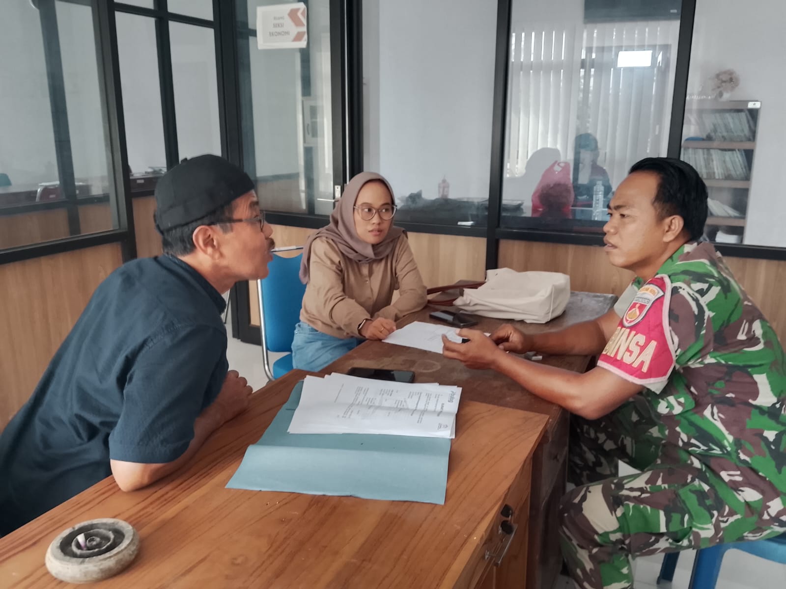 IMBAUAN KEAMANAN: PASTIKAN KOMPOR MATI DAN PINTU TERKUNCI SAAT BEPERGIAN