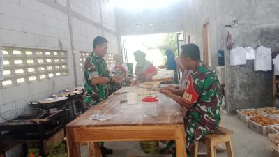 Babinsa Dorong Kemajuan UMKM, Sambangi Usaha Pembuatan Roti