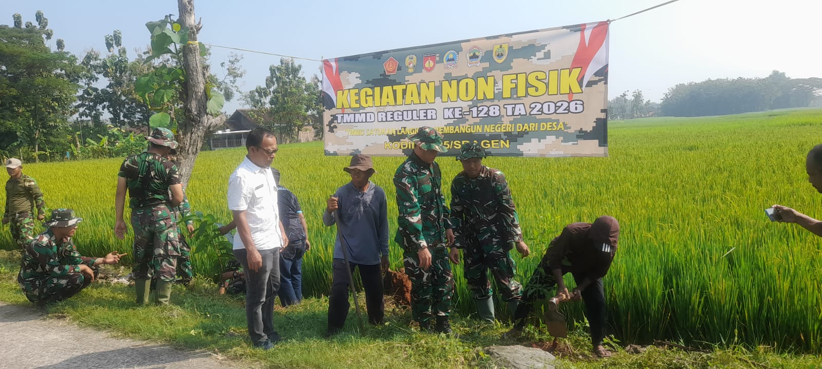 Satgas TMMD Tanam 500 Pohon di Sidikan