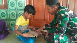 Anggota Satgas TMMD,Mendadak jadi Guru Ngaji Anggota Satgas TMMD,Mendadak jadi Guru Ngaji