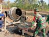 Semangat Gotong Royong, Serma Eko Budi Bersama Warga Jurangjero Tuntaskan Pengecoran Jalan