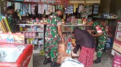 Jaga Daya Beli Warga, Babinsa Pantau Langsung Harga Sembako