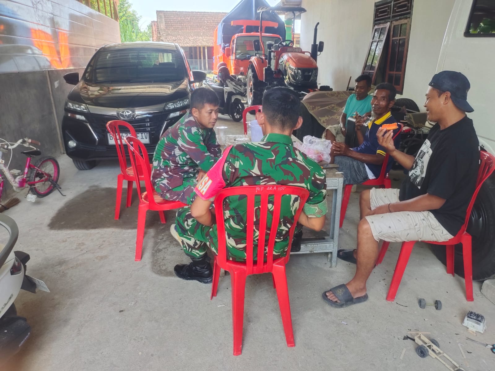 Atasi Krisis Air Bersih, Babinsa Sosialisasikan Program Sumur Bor Bantuan Bapak Kasad
