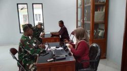 Babinsa Gesi Cek Data Penerima Bantuan, Pastikan Tak Salah Sasaran Babinsa Gesi Cek Data Penerima Bantuan, Pastikan Tak Salah Sasaran