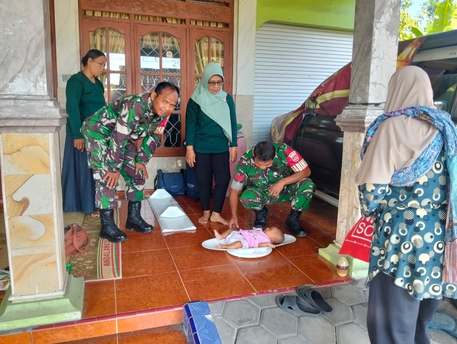 Senyum Balita, Semangat Babinsa Mengawal Generasi Bangsa