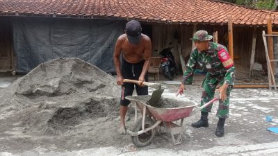 Gelorakan Semangat Gotong Royong, Babinsa Miri Pimpin Perbaikan Gorong-Gorong