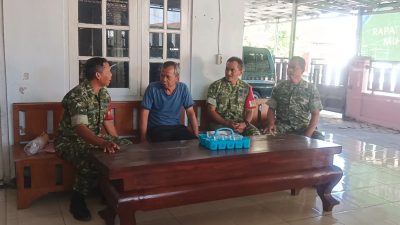 Secercah Harapan di Balik Obrolan Babinsa dan Tokoh Masyarakat Secercah Harapan di Balik Obrolan Babinsa dan Tokoh Masyarakat