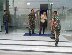 Patroli Koramil Ngrampal Pastikan Aktivitas Warga Berjalan Aman dan Kondusif