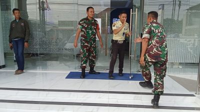 Patroli Koramil Ngrampal Pastikan Aktivitas Warga Berjalan Aman dan Kondusif