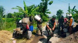 Babinsa dan Warga Satukan Tenaga, Jalan Rejosari Dicor Demi Lancarkan Akses Ekonomi Babinsa dan Warga Satukan Tenaga, Jalan Rejosari Dicor Demi Lancarkan Akses Ekonomi