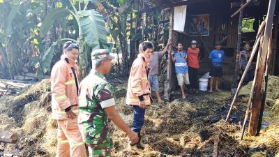 Diang Penghangat Ternak Berubah Petaka, Babinsa Bergerak Cepat Selamatkan Permukiman Warga