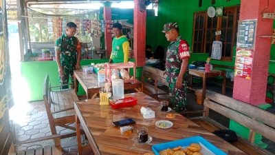 Babinsa Hadir di Lapak Siomay, Bangun Optimisme Pelaku UMKM Babinsa Hadir di Lapak Siomay, Bangun Optimisme Pelaku UMKM