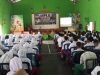 Bentengi Generasi dari Ancaman Zaman, Danramil Plupuh Tanamkan Wawasan Kebangsaan saat MPLS