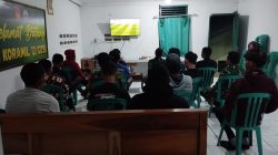 Anggota TNI Kodim 0725/Sragen Bersama Masyarakat Nobar Piala Dunia di 13 titik Koramil dari jajaran kodim 0725/Sragen.