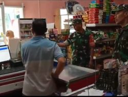 Babinsa Plumbungan Pantau Harga Sembako, Pastikan Stok dan Daya Beli Warga