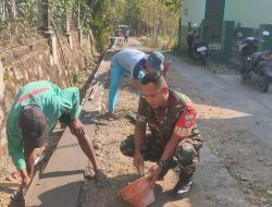 Babinsa Gesi Pimpin Aksi Gotong Royong, Talud  Dibangun Demi Selamatkan Akses Warga
