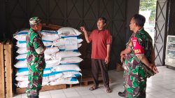 Petani Tak Perlu Cemas, Babinsa Mojorejo Turun Cek Pupuk Langsung ke Kios