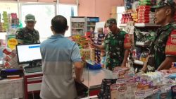 Harga Sembako Dipantau, Babinsa Karangmalang Cek Stok dan Pasokan di Toko Warga