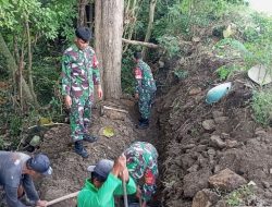 TNI dan Warga Sambirejo Turun Tangan, Gotong Royong Jadi Kekuatan Membangun Desa