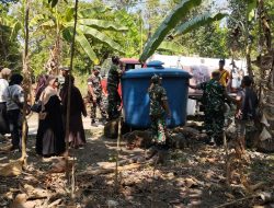 Danramil Gesi Pimpin Langsung Droping Air Bersih, Warga Dukuh Bendorejo Tersenyum Lepas dari Krisis Kekeringan
